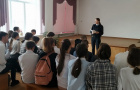 Сотрудники полиции продолжают разъяснять жителям района мошеннические способы обмана 