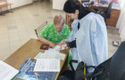 Сотрудники ОВМ доставили в больницу паспорт 86-летней женщине