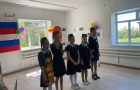 Тот цветущий и поющий яркий май! 
